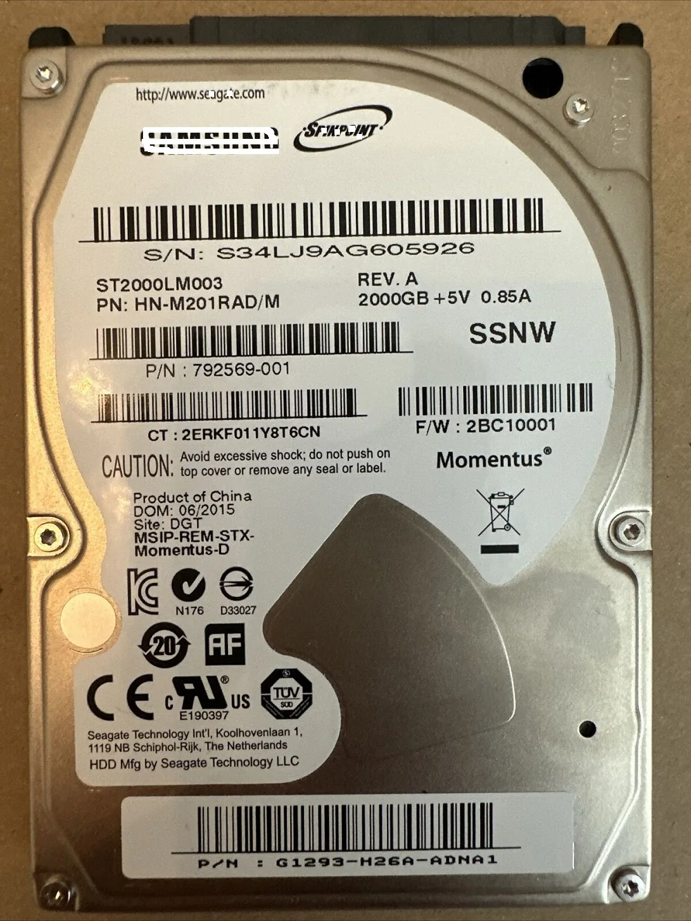 

Momentus-D ST2000LM003 2 ТБ 2,5 "SATA 32MB 9,5mm Notebook HDD