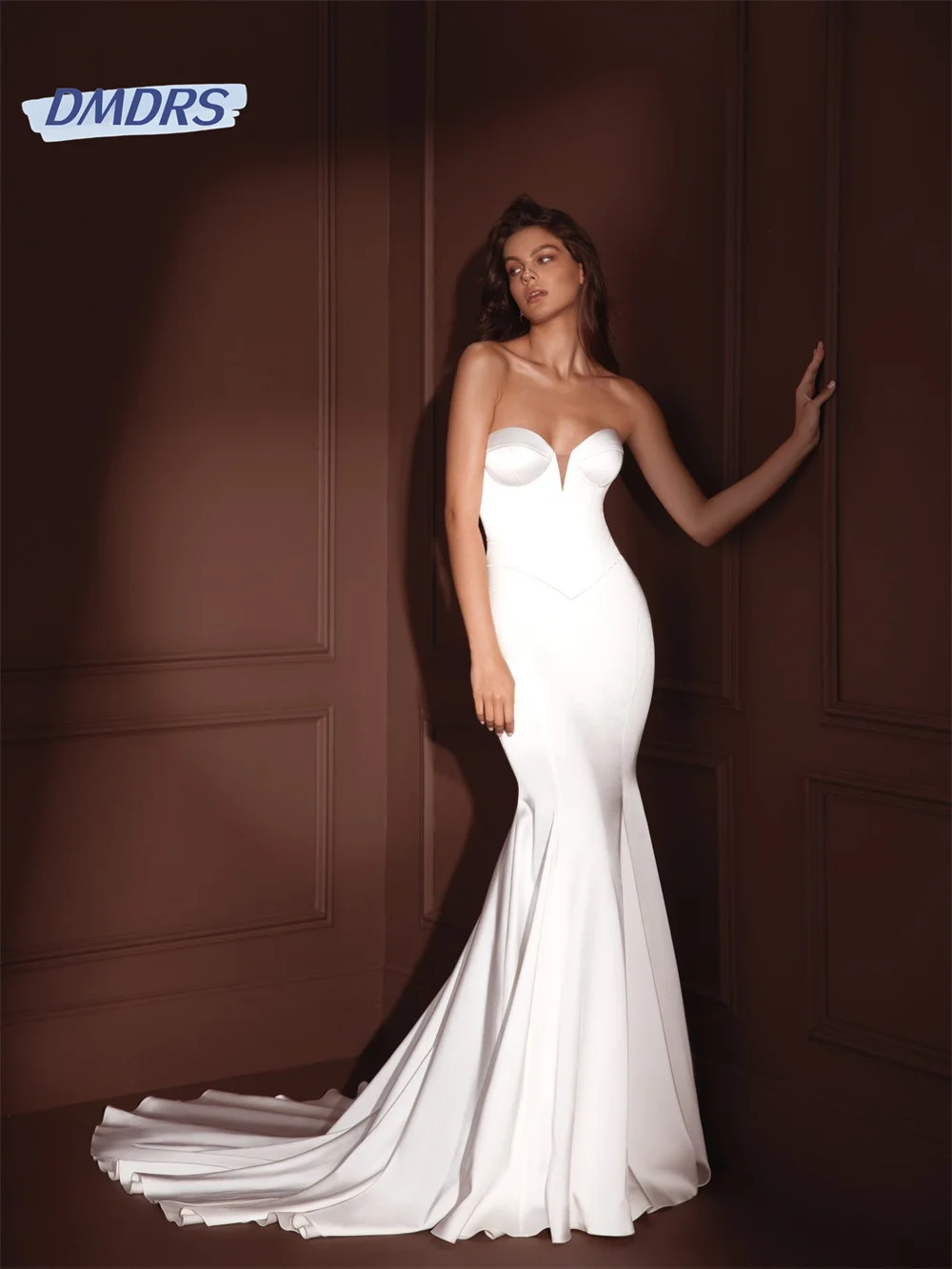 Женское свадебное платье с юбкой годе