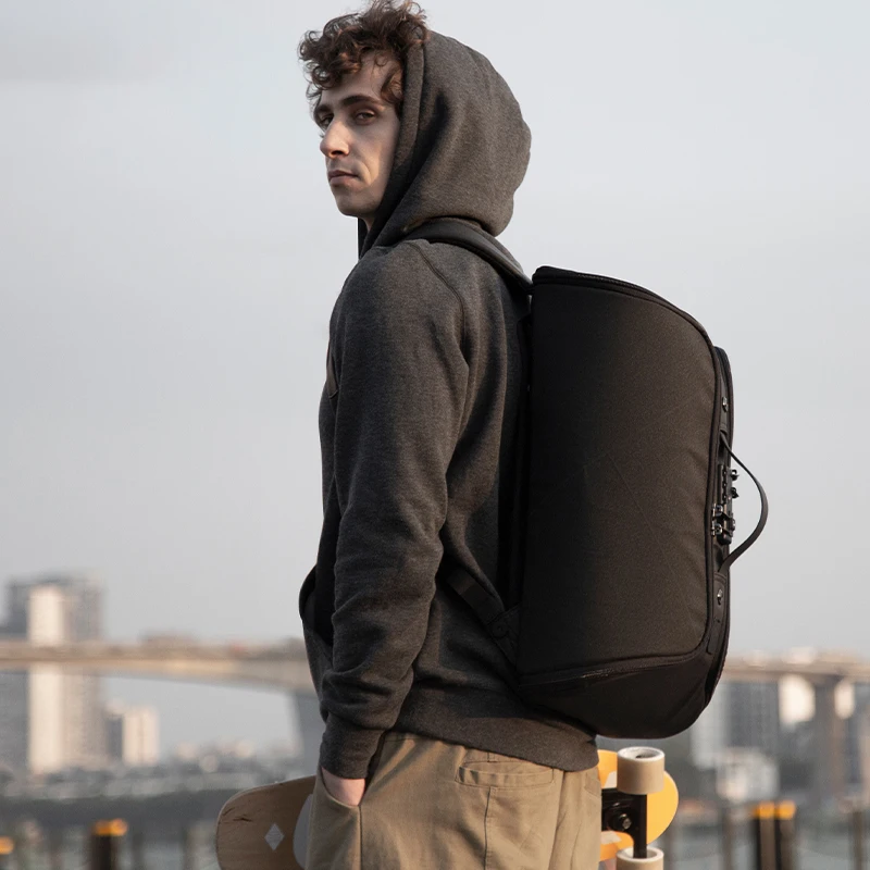 New Anti-cut Anti-puncture TSA Anti-theft Lock Can Be Folded RFID Blocking Technology Can Be Connected To USB Charging TravelBag