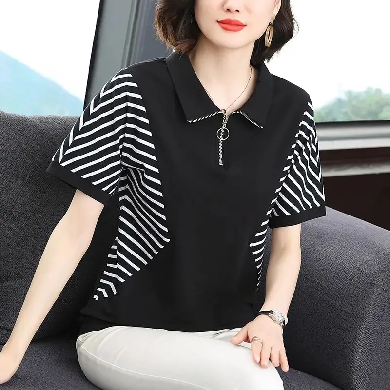 

2023 New Women's Clothing Elegant Fashion Loose Round Neck Simplicity Pullovers Zipper Striped Patchwork Button Summer T-Shirts
