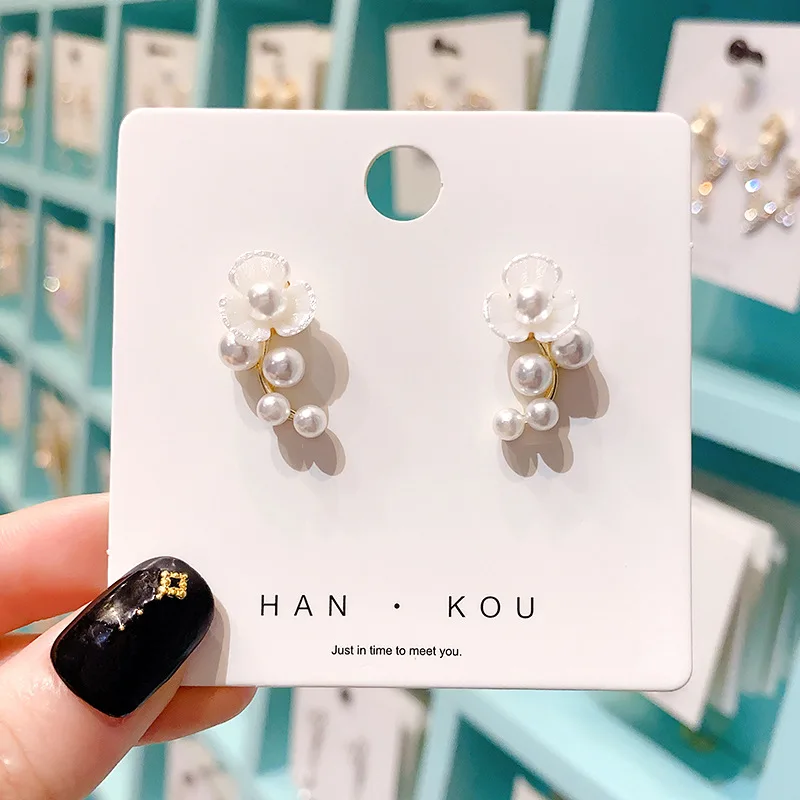 

Новое поступление, серьги-гвоздики с жемчужными бусинами и белыми цветами для женщин и девушек, милая Корейская Повседневная жизнь, Минимал...