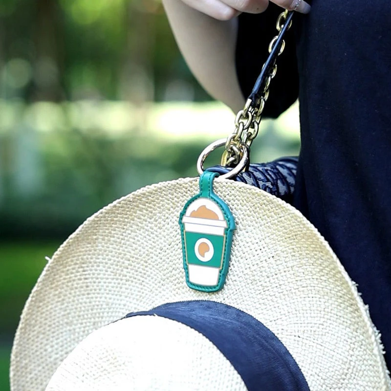 

Multifunctional Cartoon Hat Clips On Bag Hat Holder For Travel Magnetic Hat Keeper Clip Backpack Luggage Outdoor Gadgets