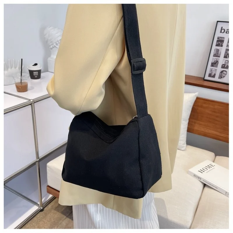 

Сумка на плечо большой вместимости в японском стиле, новинка 2023, женская модная простая сумка-мессенджер для поездок, Холщовая Сумка-тоут