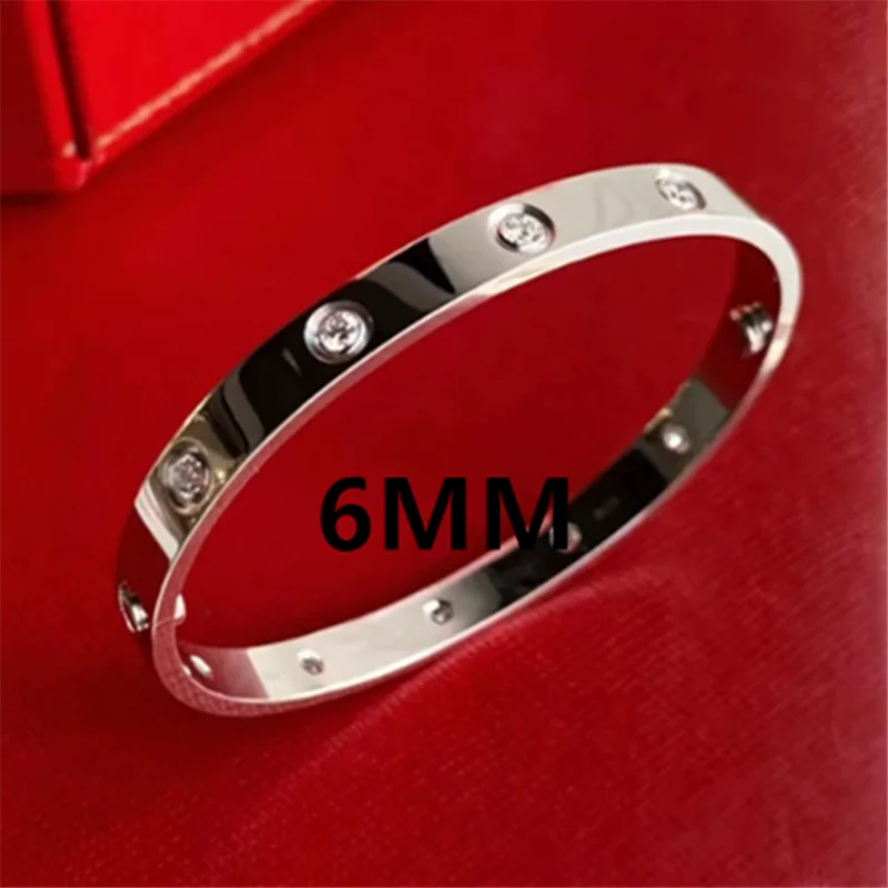 

Born in 1969, the high-quality couple LOVE bracelet comes with a red signed gift box