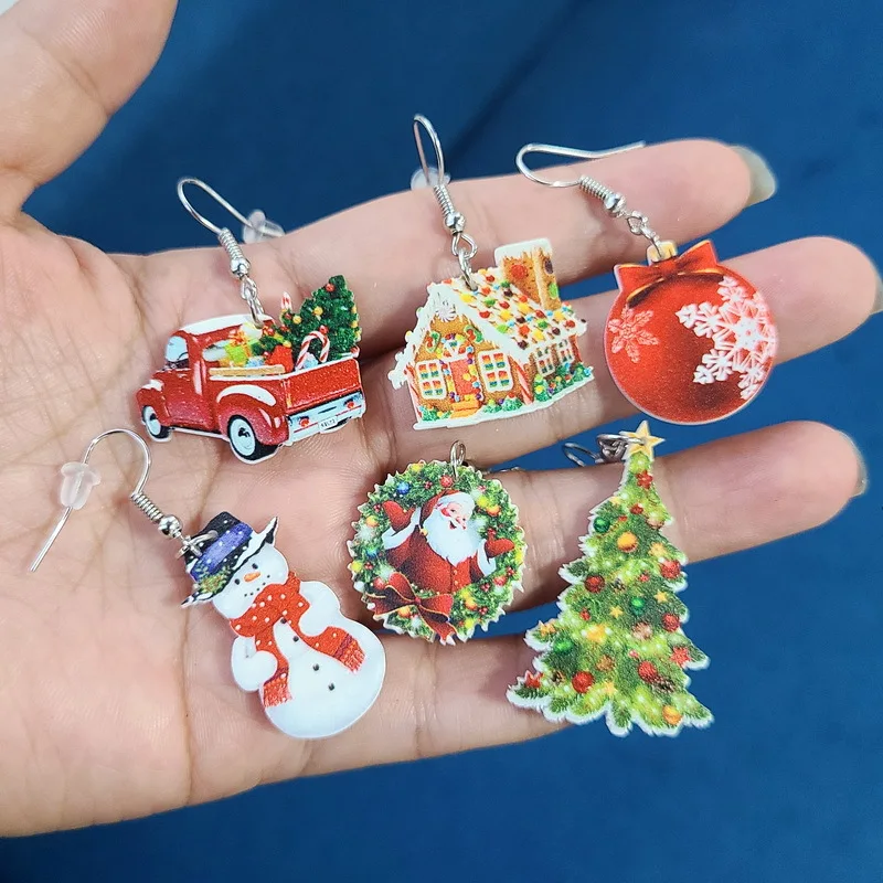

Santa Claus Hansel and Gretel Earrings Creative Christmas Acrylic Truck Christmas Tree Snowman Earrings Interesting Gift