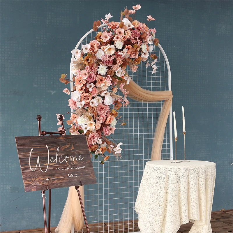 Искусственные цветы цвета шампанского белого розового