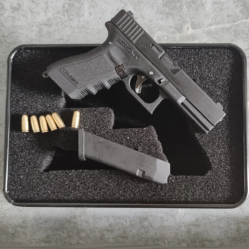 

Модель пистолета Glock из сплава, съемный мини-Пистолет Desert Eagle, деревянная ручка, позолоченный брелок, подвеска, подарок для взрослых, Картина ...