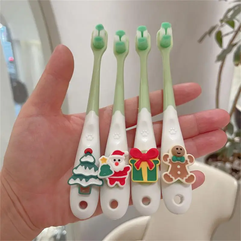 

Toothbrush For Kids Tongue Coating Cleaning Oral Care 360 ° Clean Does Not Take Up Space Easy To Carry Soft Bristle Toothbrush