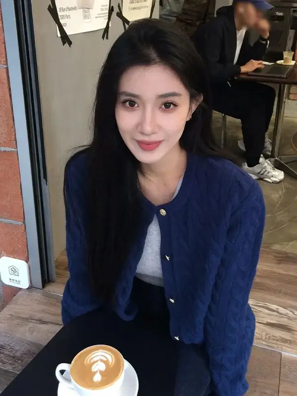 Корейская серия ретро-модный шикарный темно-синий вязаный кардиган с плечами