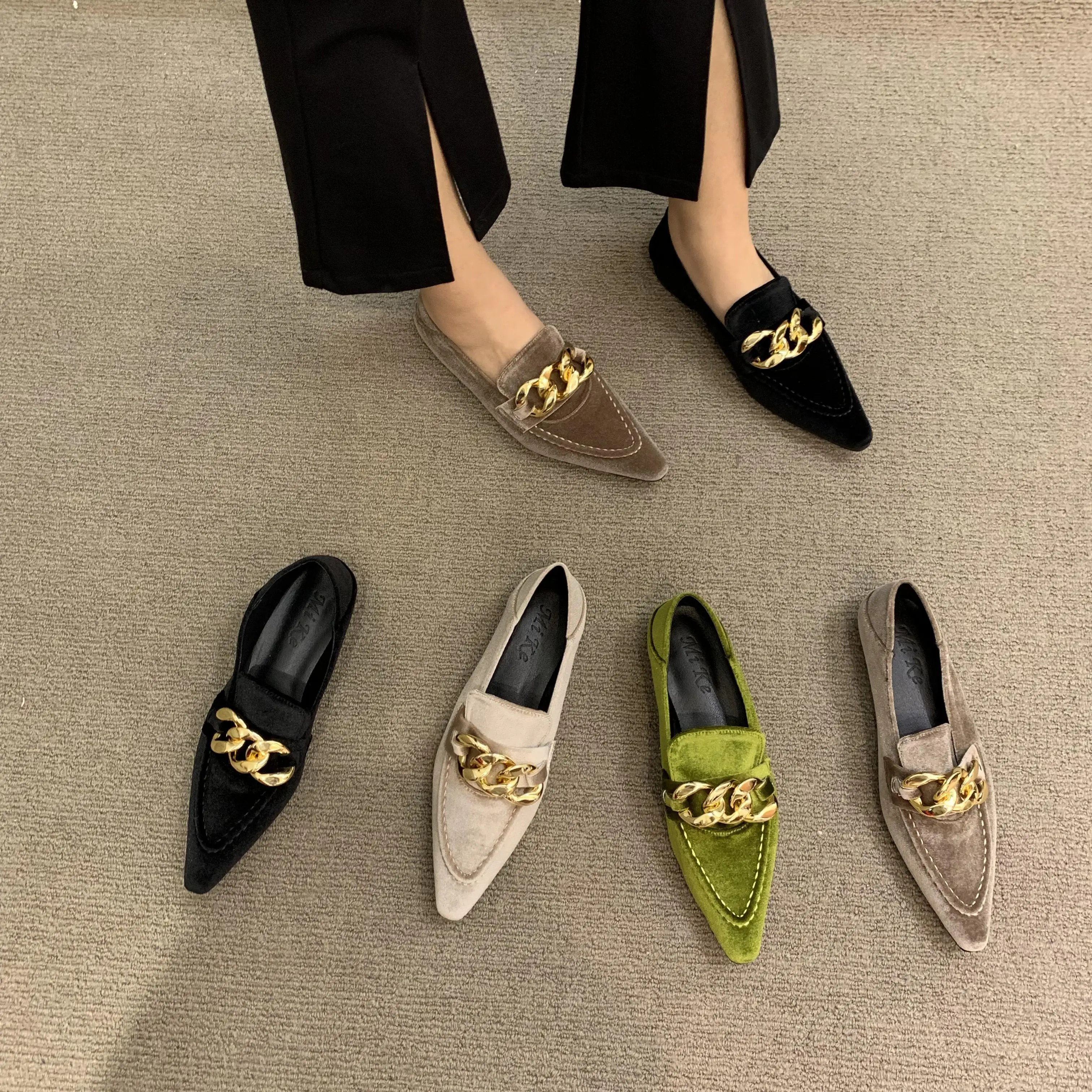 

Туфли дерби женские, повседневные кроссовки, лоферы с закрытым носком, мех, низкий каблук, заостренный носок, кожа, Осень-зима