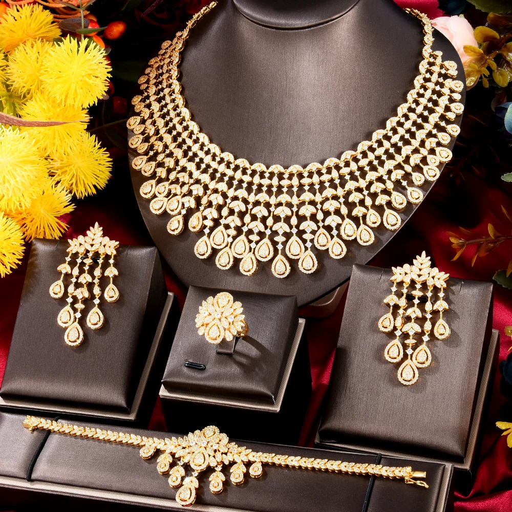 

Soramoore Gorgeous Luxury Exclusive 4PCS Necklace Bangle Earrings Ring Jewelry Set for Bridal Wedding Women Noble Show Jewelry