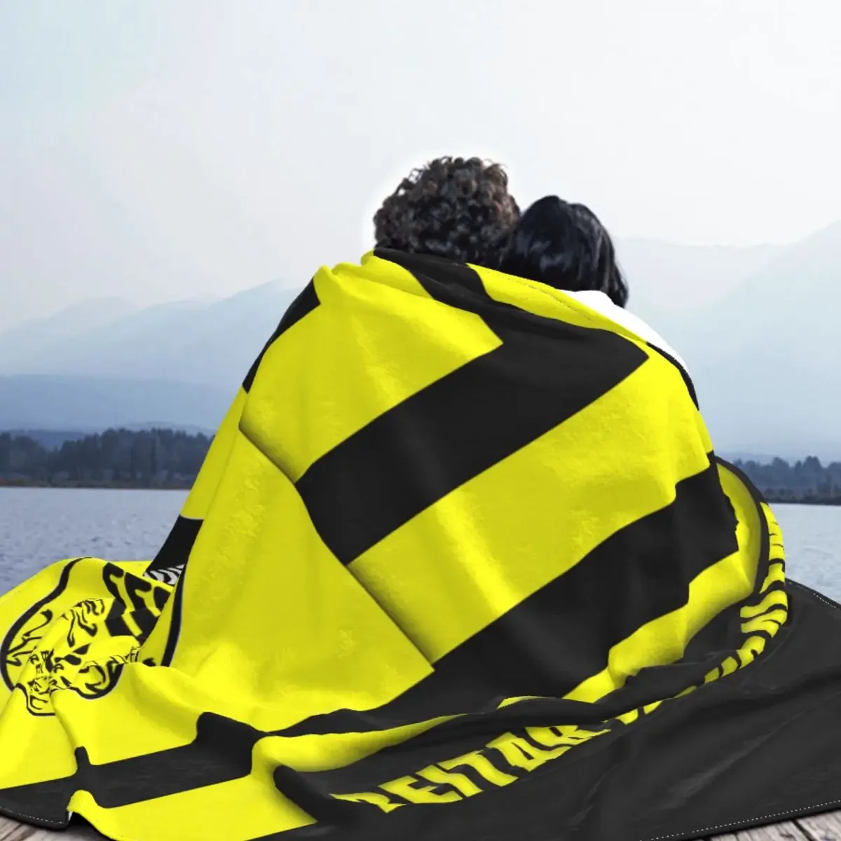 Полуплюшевое Одеяло Beitar Israel - Забавный Футбольный Иерусалимский Дизайн