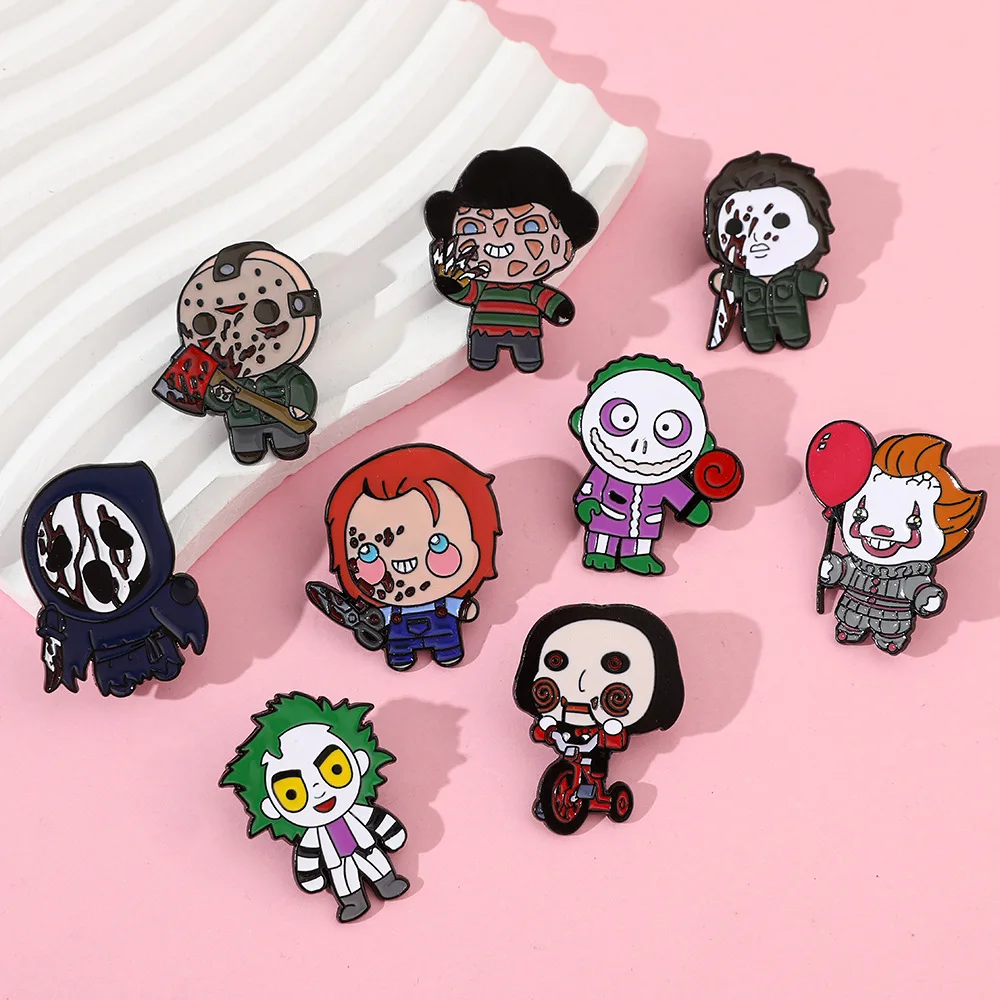 

Anime Chucky Doll Brooch Cartoon Badges On Backpack Pin Clothes Garment Jeans Accessorie Horror Movie Metal Lape Decor Jewelry