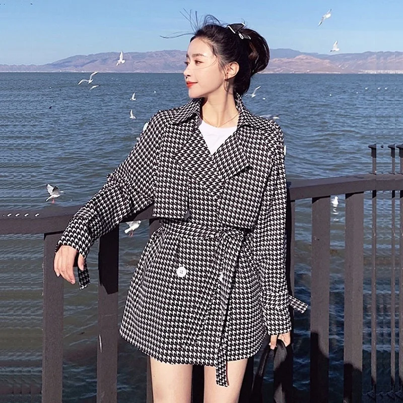 

Vintage Houndstooth Trench Coat Women Autumn Short Outwear Casual Double-breasted Long-sleeve Lapel Female Windbreaker With Belt