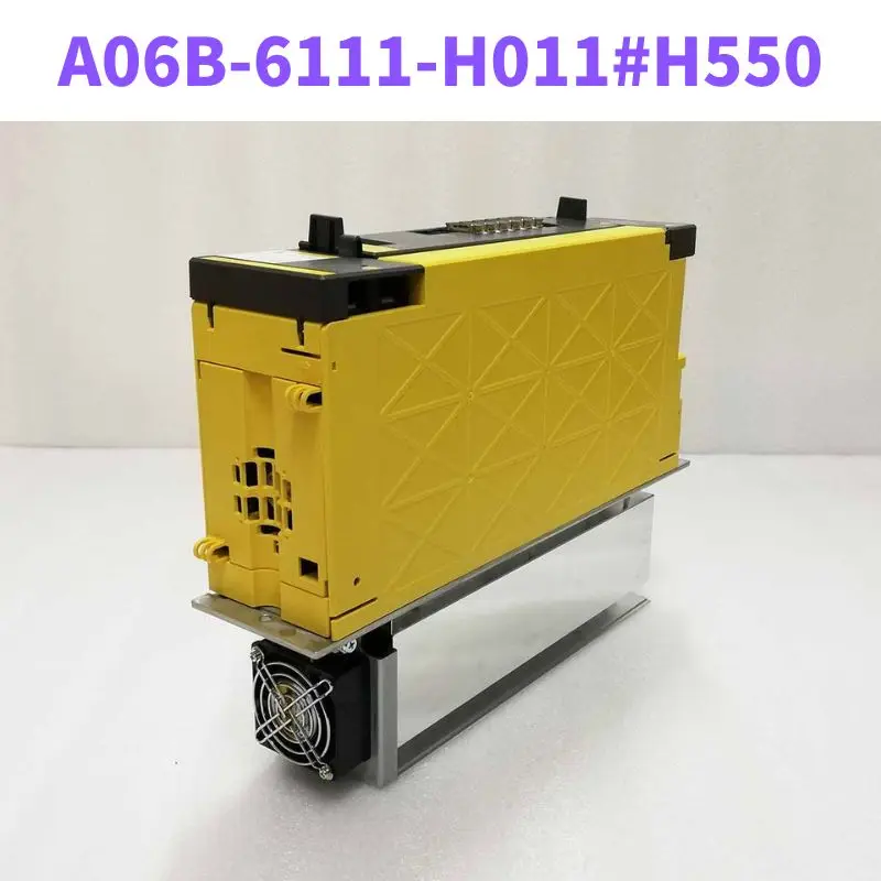 Фото Высококачественные бывшие в употреблении товары FANUC A06B-6111-H011 # H550 A06B 6111 H011 H550 Сервоприводный модуль усилителя протестирован, все в порядке. №1