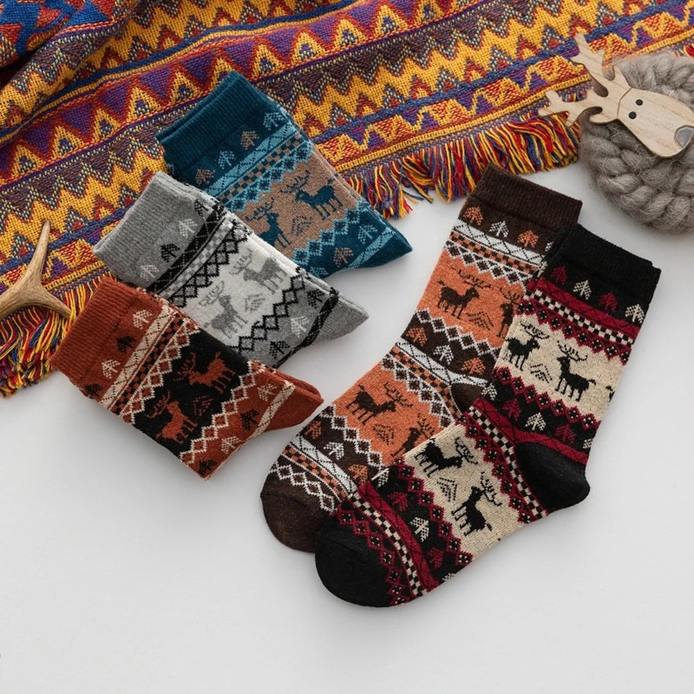 5 Pairs 2022 New Autumn and Winter Thick Warm Rabbit Wool Socks Ethnic Style Snow Fawn Elk Women Casual Socks