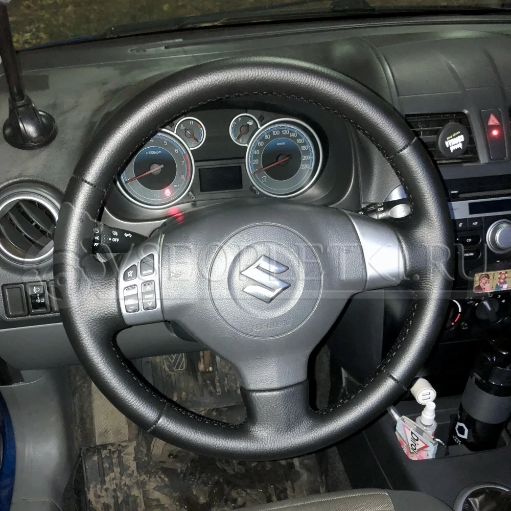 Оплетка на руль &quotSuzuki SX4&quot (Сузуки CX4) для резинового (полиуретанового) руля -