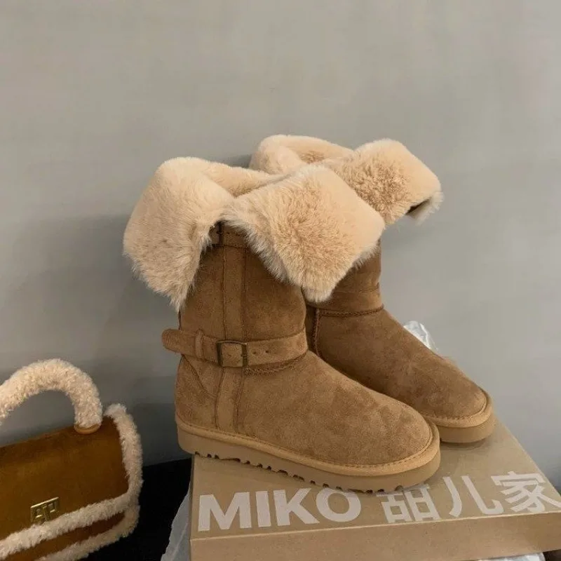 Женские сапоги до колена на меховой платформе массивная обувь зима 2025 трендовые