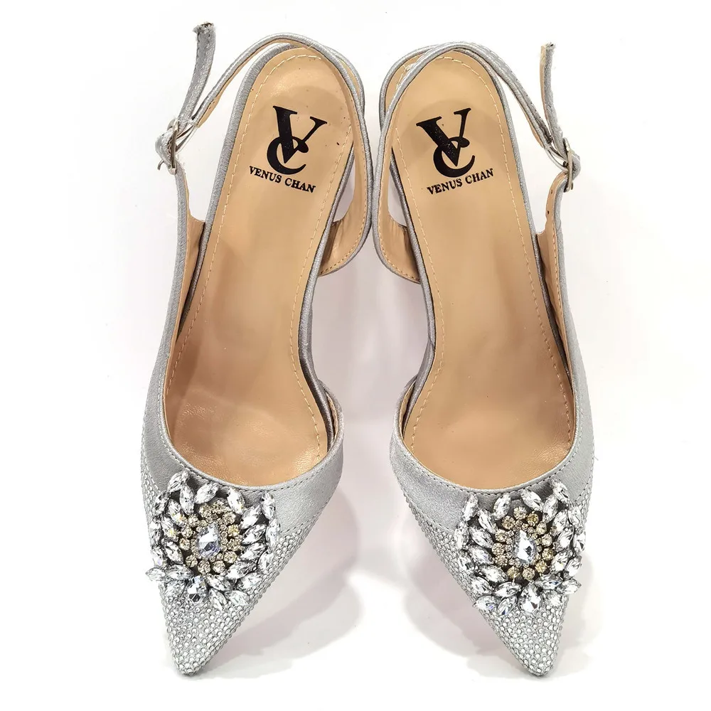 Latest Nigerian Women Shoes and Bags Set Decorated with Rhinestone African Women Party Pumps Designer Shoes Women Luxury 2022