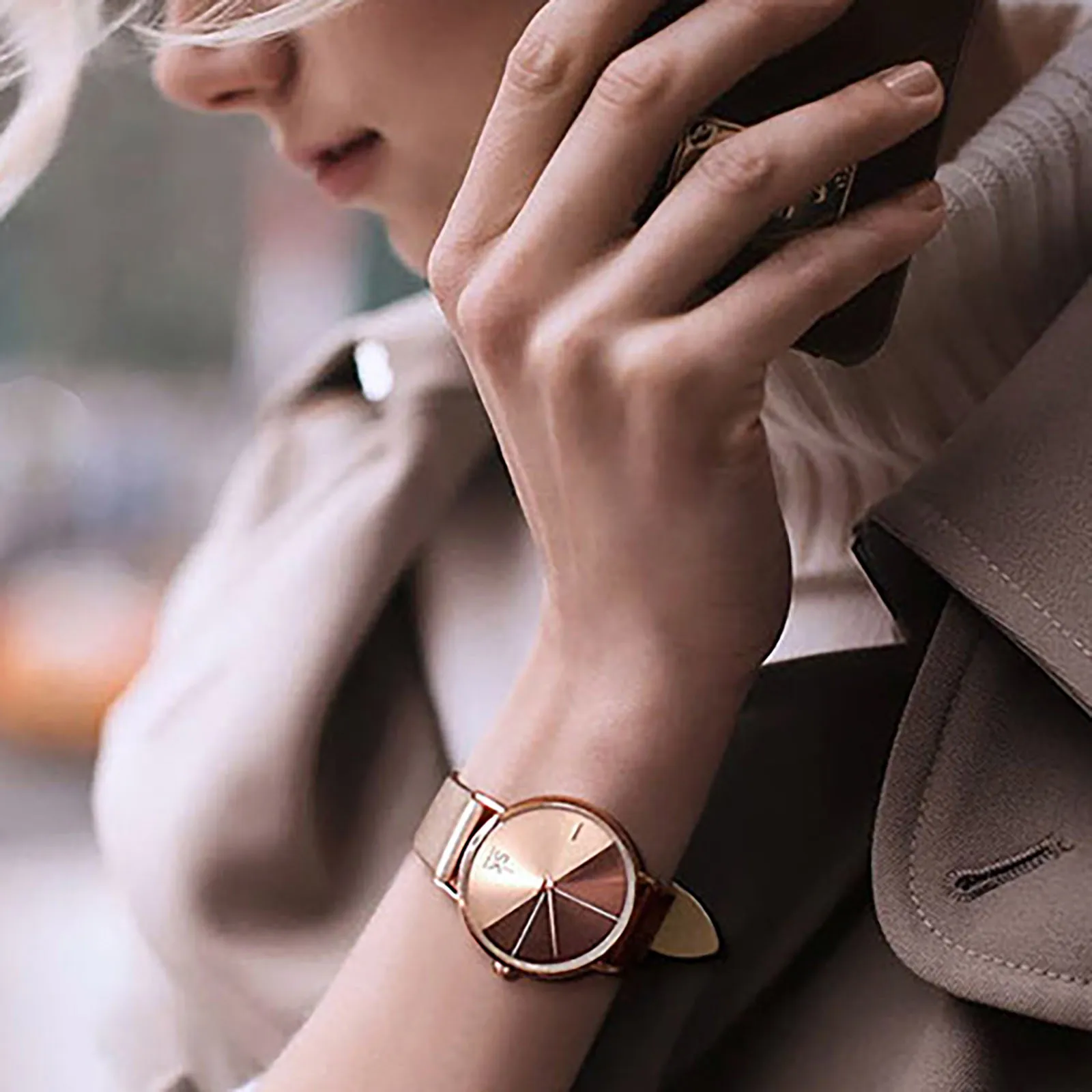 

Multi Color Belt Rose Gold Women'S Watch With leather Strap Student Korean Fashion Trend Watch Simple Temperament Student Clock