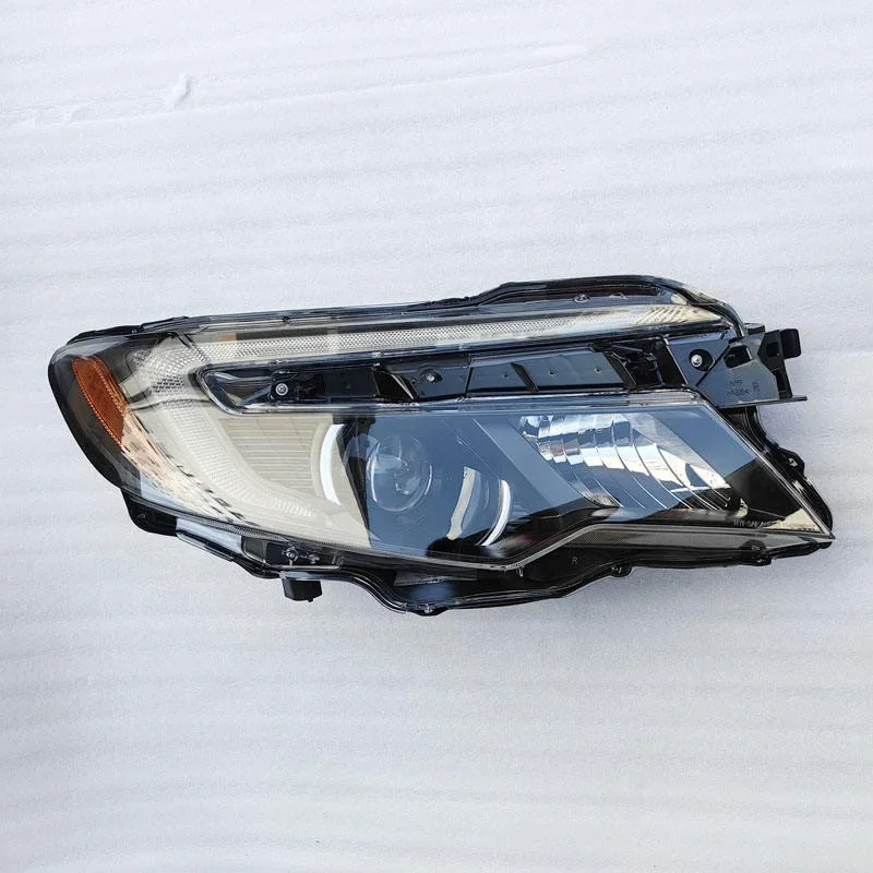 33150-TG7-A12 33100-TG7-A12 Автоаксессуары 4-проводная лампа головного света Автомобильная