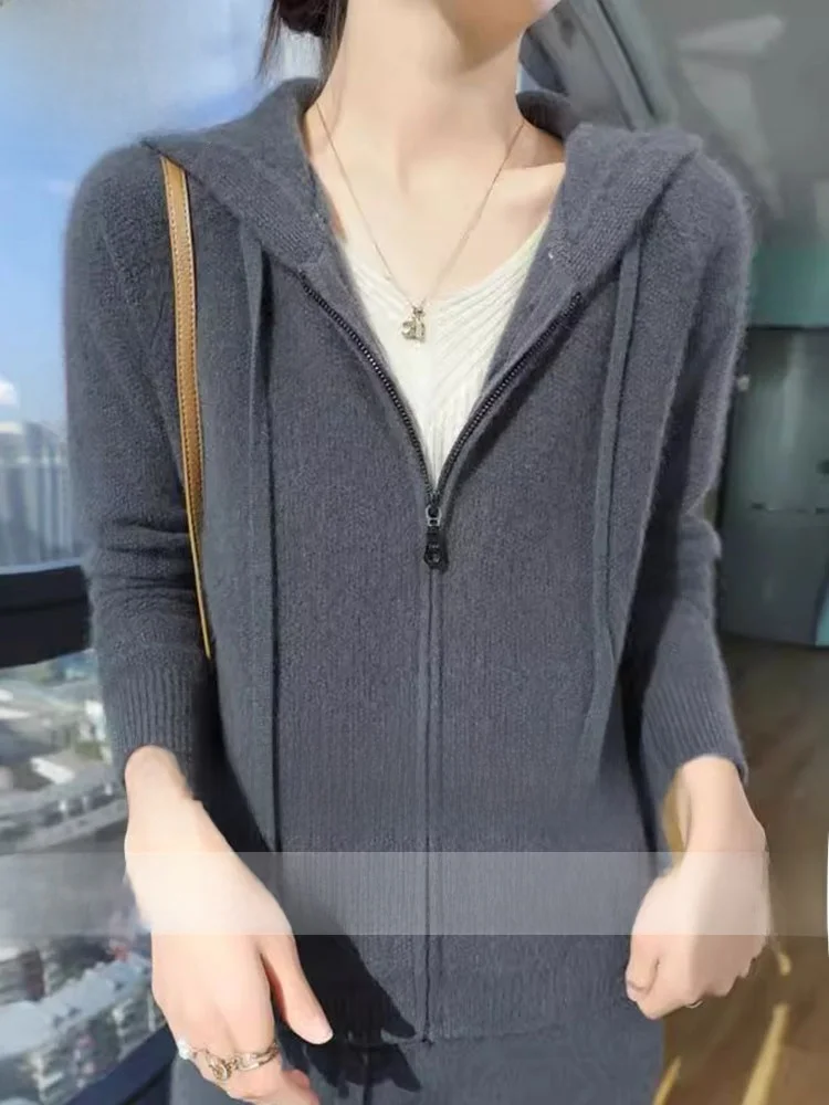 00. Вязаный кардиган на молнии с капюшоном из чистого кашемира. Новая