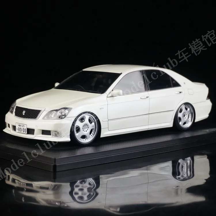 

Игрушечная модель автомобиля IG 1:18 Toyota Crown Athlete GRS180 VIP BBS JDM из белой резины, ограниченный выпуск