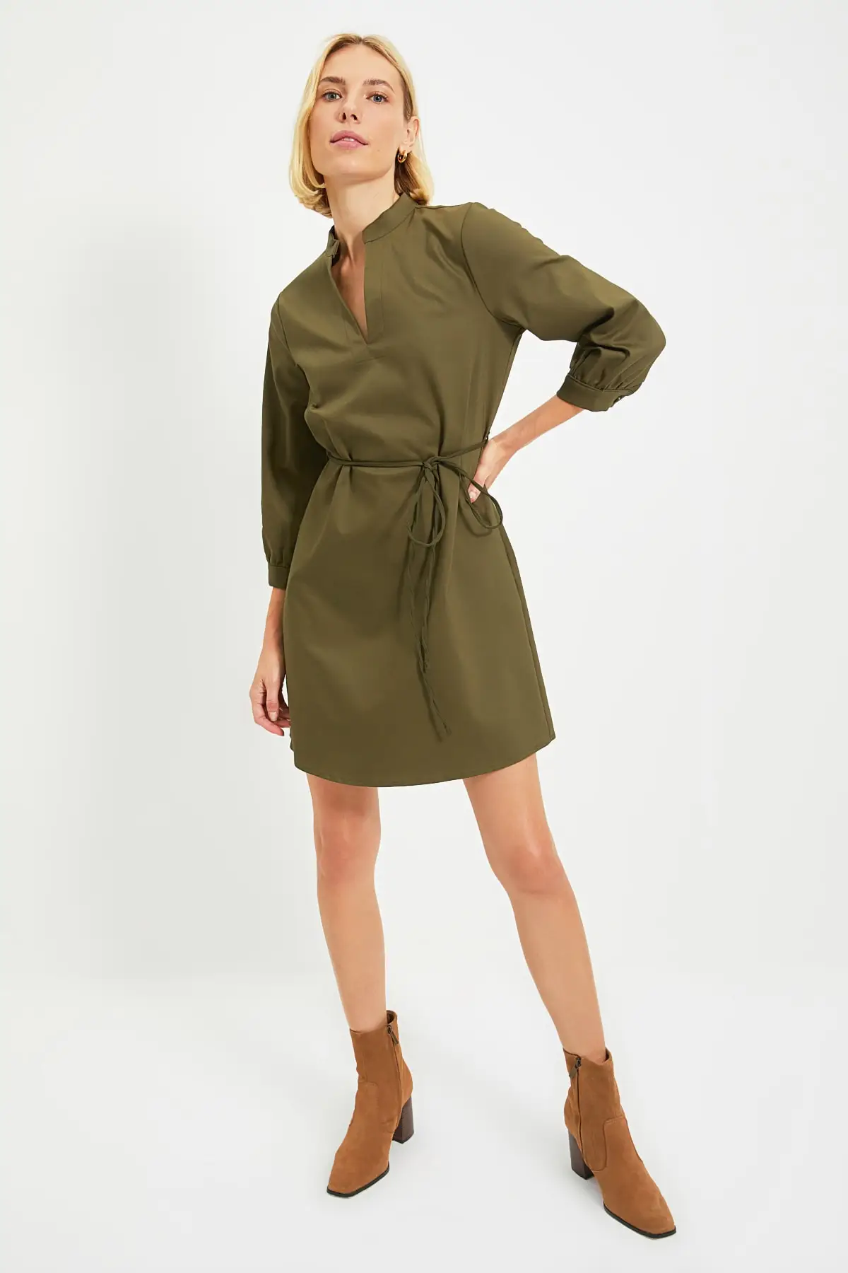 

Trendyol Belted Dress TWOAW22EL0348