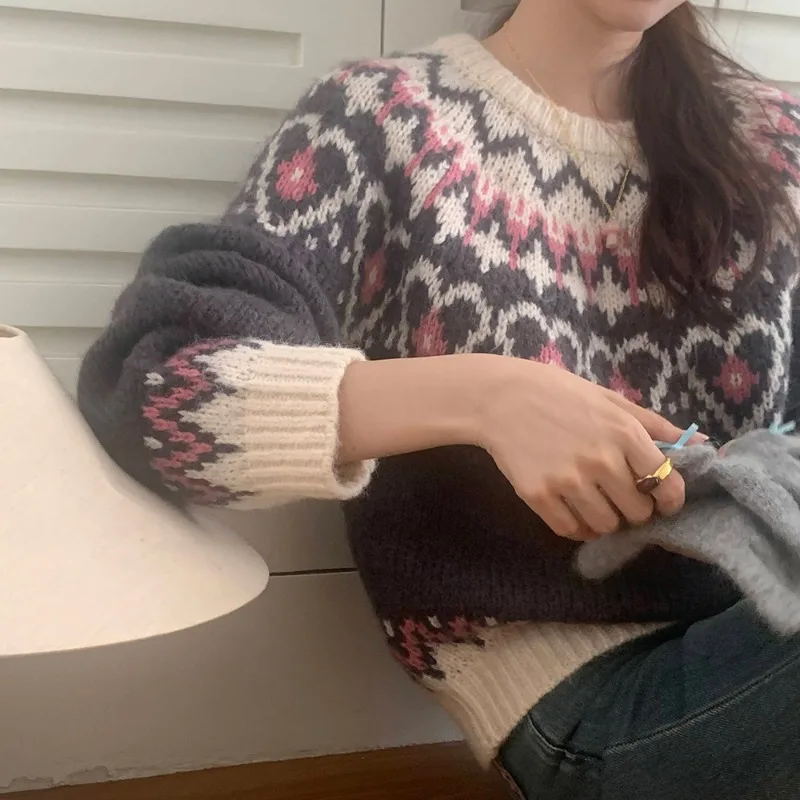 Винтажный жаккардовый свитер Fairland Love с контрастным круглым вырезом мягкий