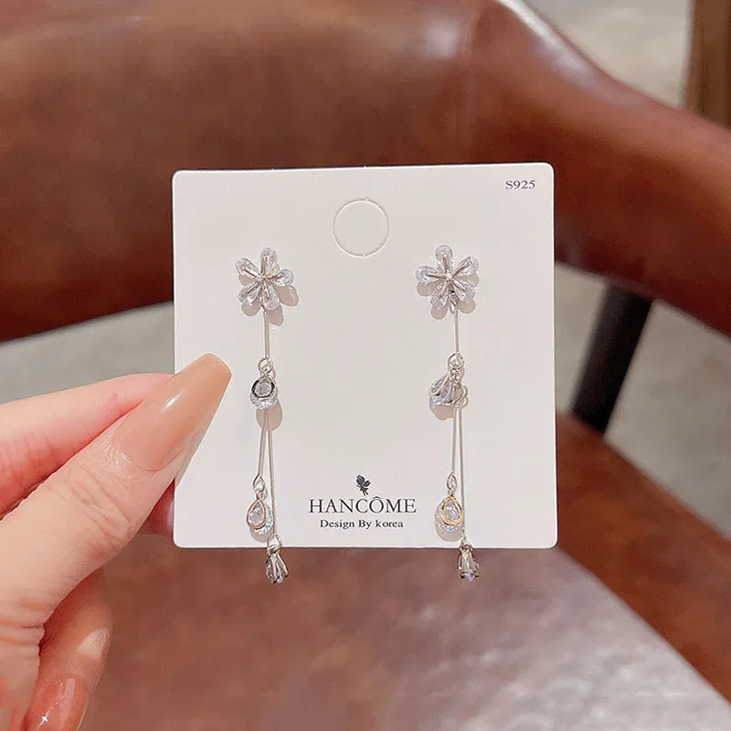 

Женские длинные серьги-кисточки из серебра 925 пробы с цирконом