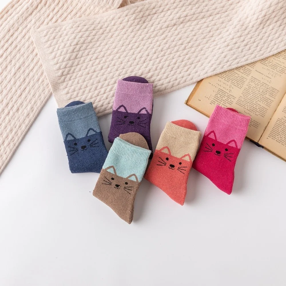 2022 New Autumn and Winter Cute Fashion Thickening Warm Women Rabbit Wool Socks Cartoon Cat Pink Women Casual Socks
