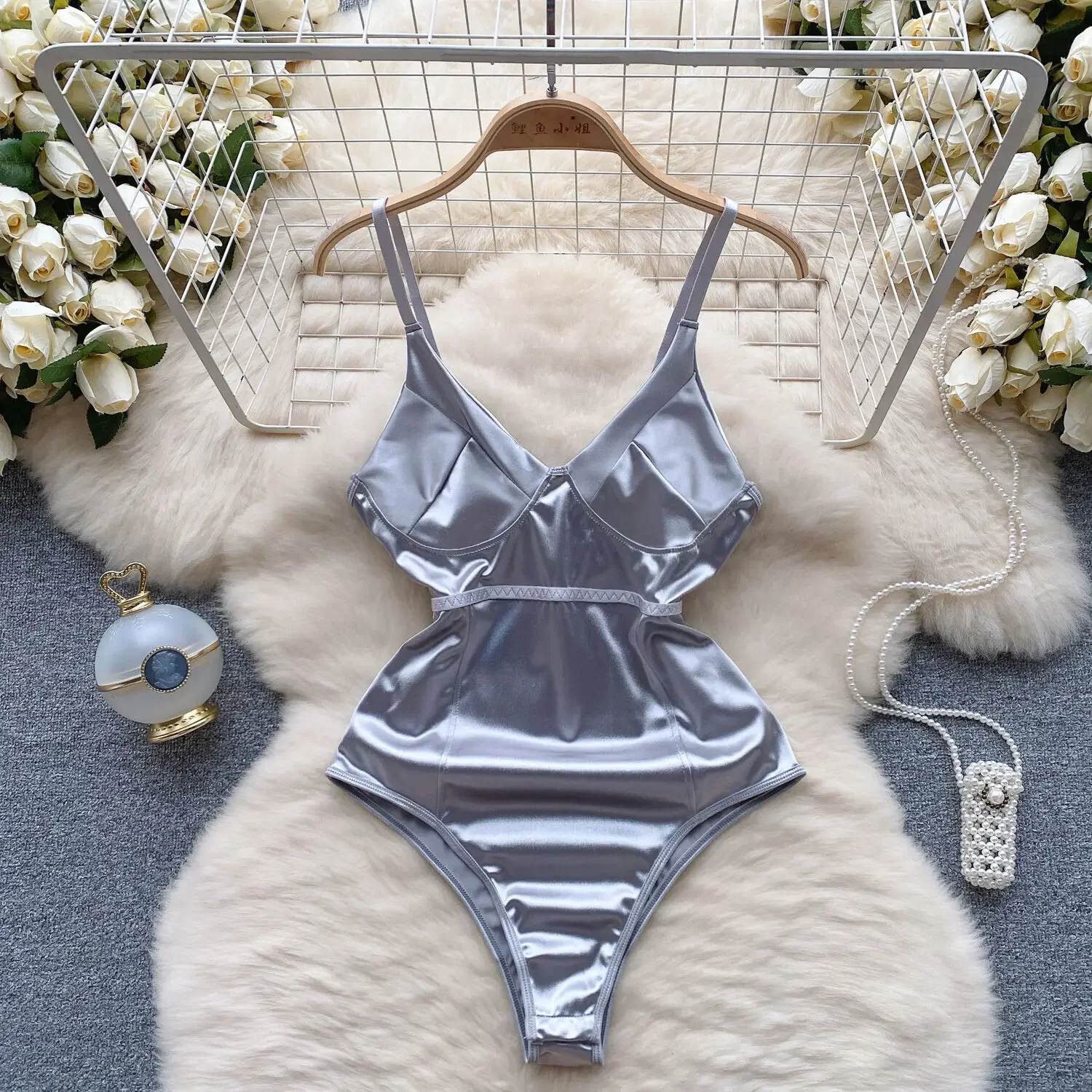 Роскошный французский боди на бретельках высокого качества для знаменитостей