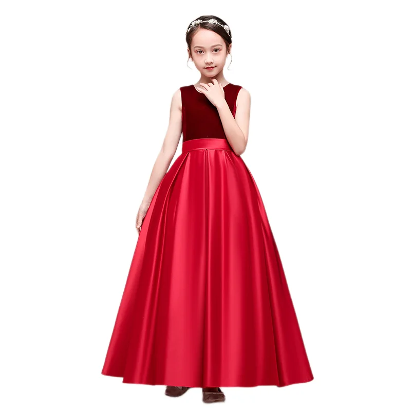 Детское официальное платье бархатное зеленое с бантом и поясом длинная юбка