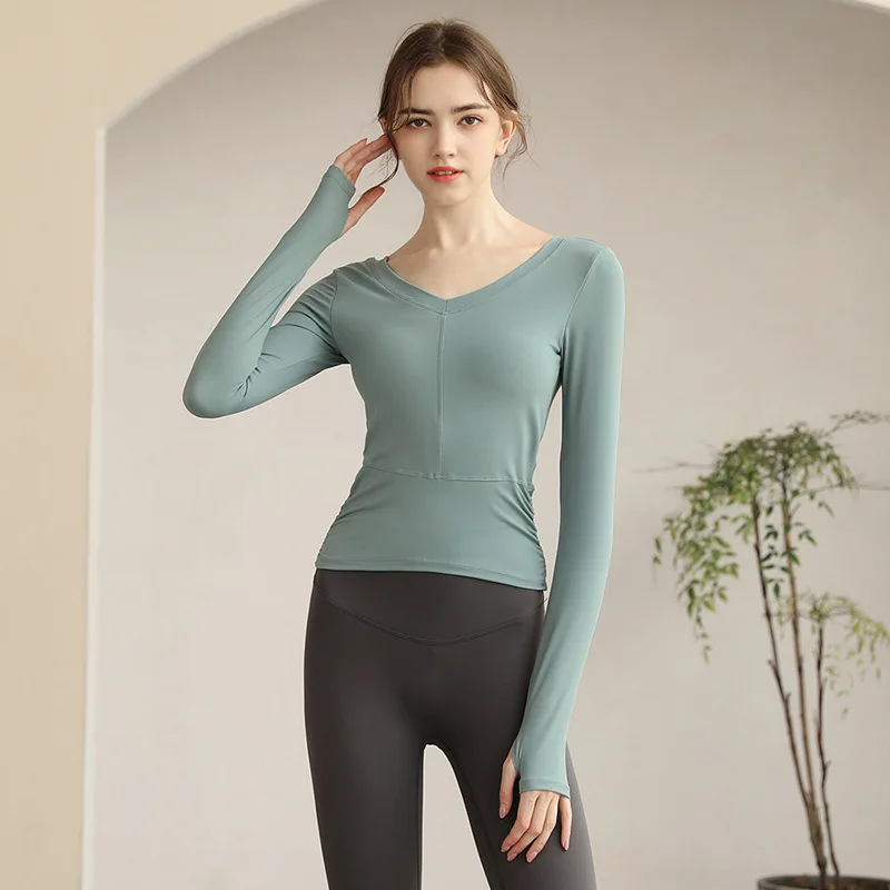 V-neck yoga top with breast pad, women's spring and summer long-sleeved high-end Pilates clothing, sports and fitness top sports