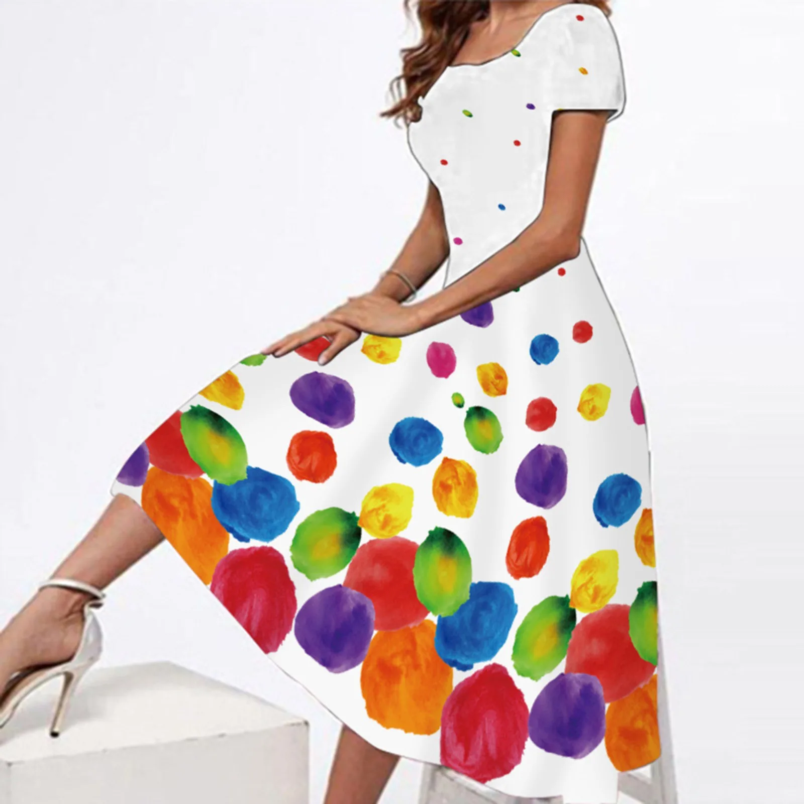 

Женское летнее платье с коротким рукавом, цветочным принтом и круглым вырезом