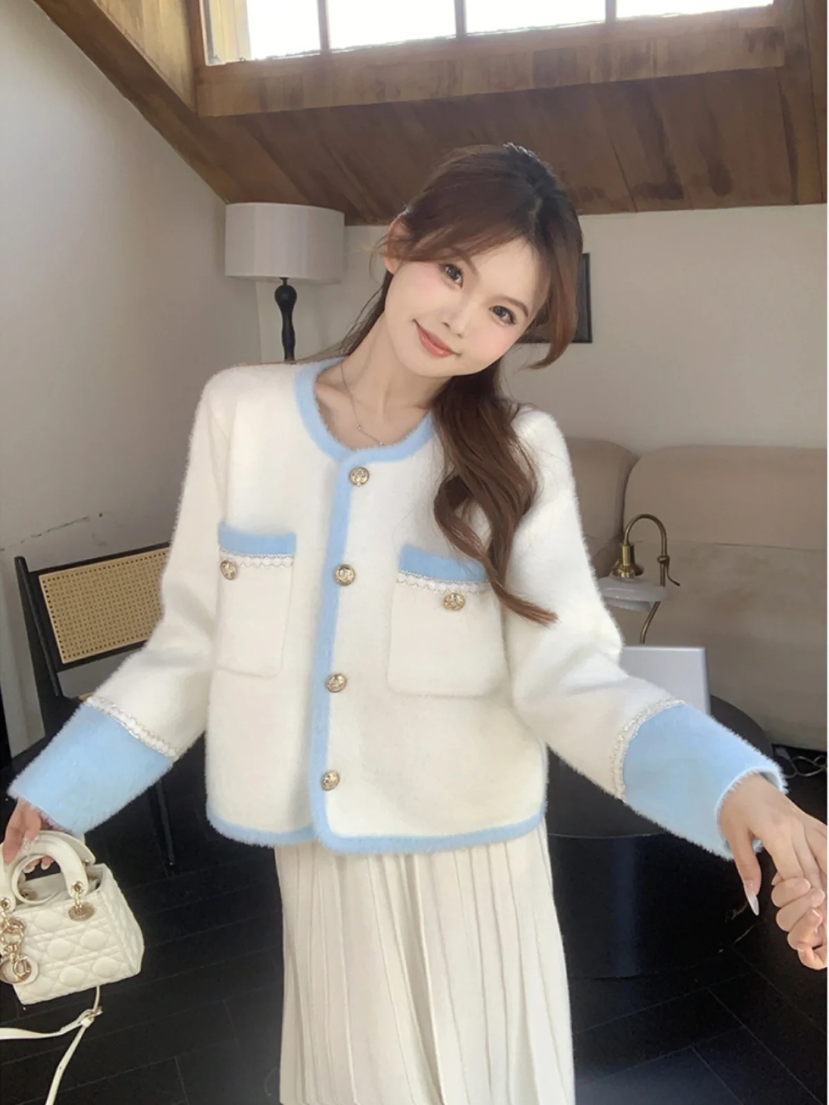 Милый изящный свитер контрастного цвета с длинными рукавами верхняя одежда