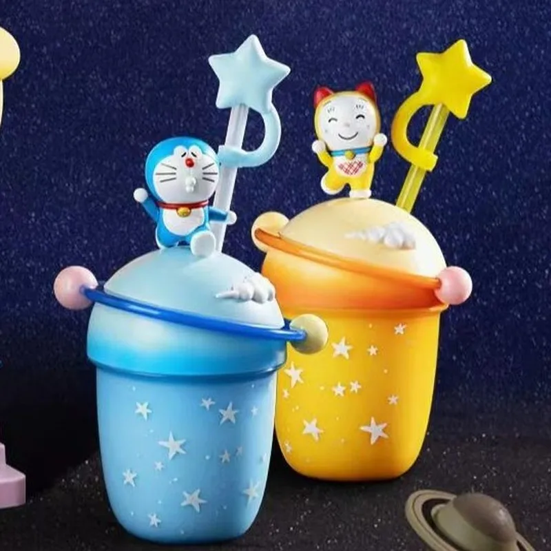 Фото Doraemon меняющая цвет чашка с изображением планеты, мультяшная соломенная чашка, чашка для холодной питьевой воды, кофейная чашка с изображени... №2