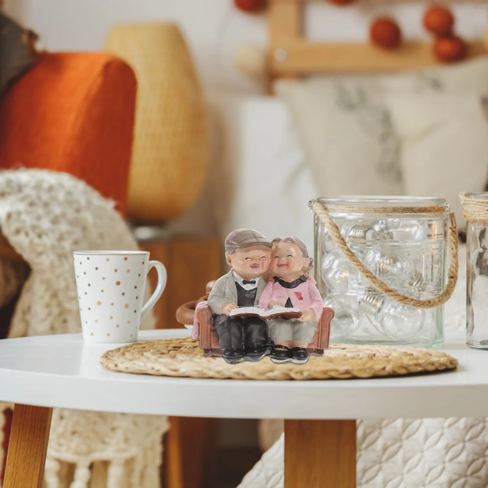 

Elderly Couple Resin Elderly Couple Figurines Wedding Cake Topper Figurines for Grandparents Parents