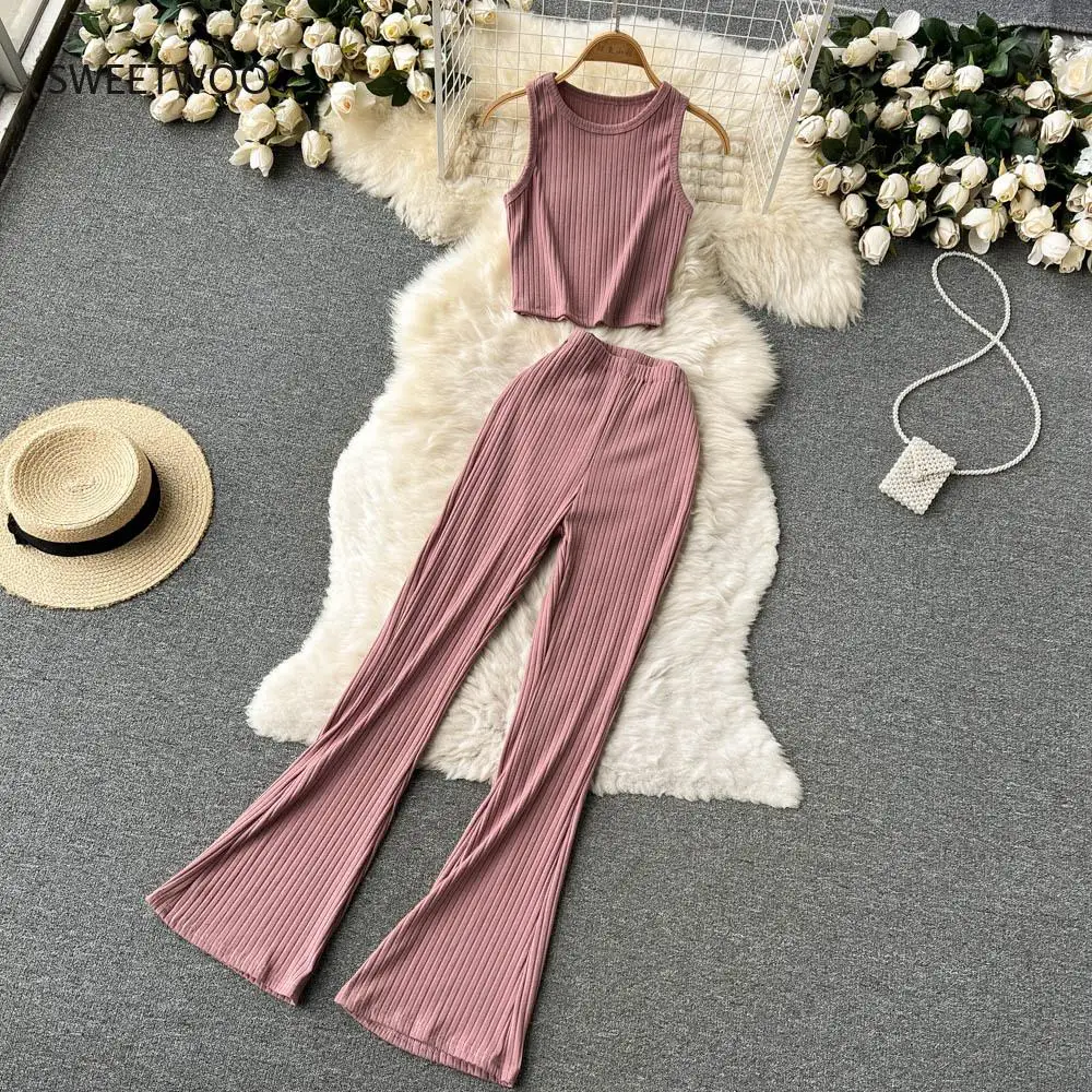 

Женский трикотажный костюм в стиле ретро, короткий топ без рукавов, облегающие брюки-клеш с высокой талией, повседневный костюм из двух предметов, новинка 2022