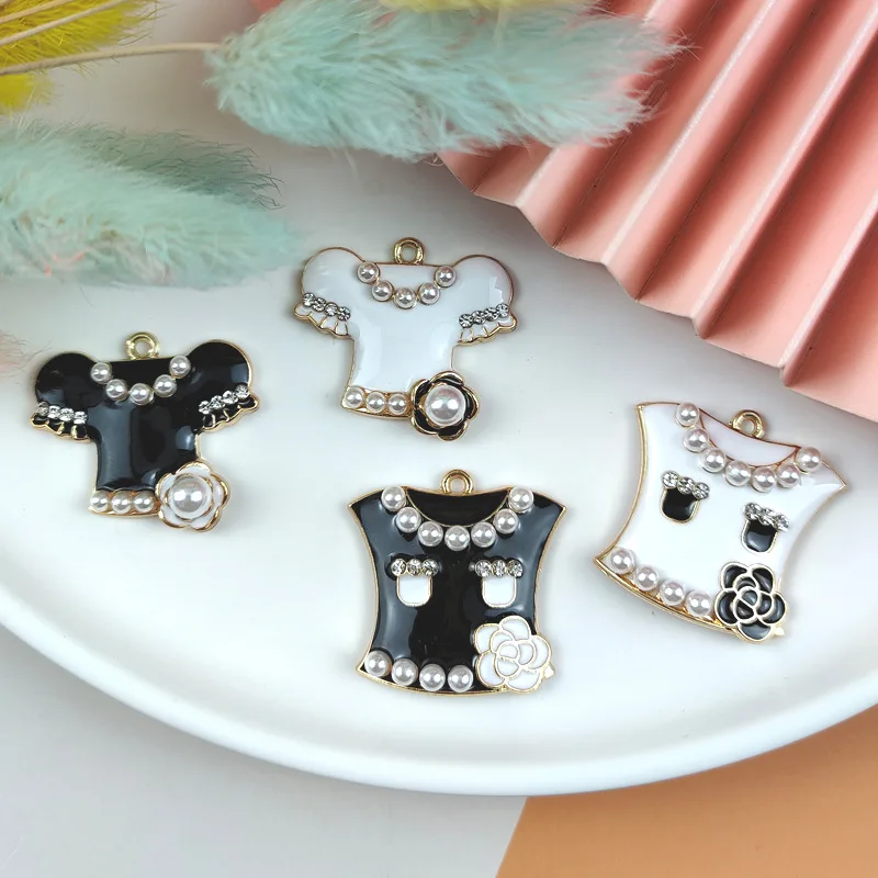 

10pcs classic enamel pearl clothing charms for diy jewelry making