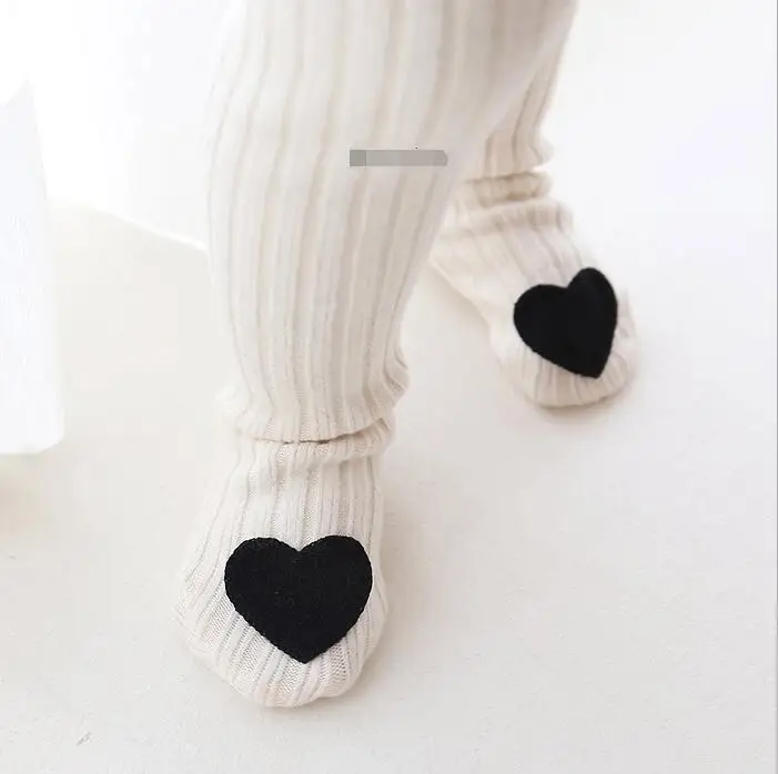 Осенне-зимние лоскутные леггинсы с милыми сердечками для маленьких девочек 2022