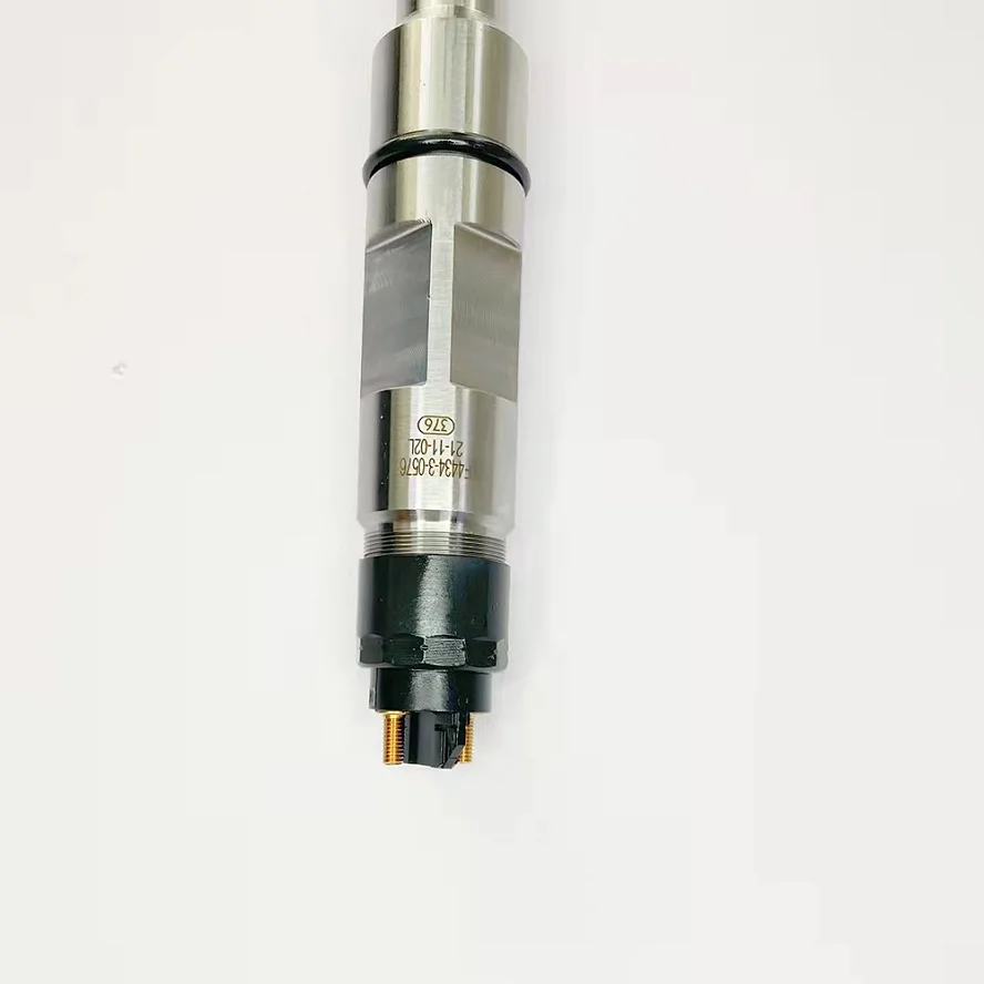 

0445120044 Common Rail Injector Assembly 0 445 120 044 5111006049 51 10100 6049 For D 2876 LF12 Engine