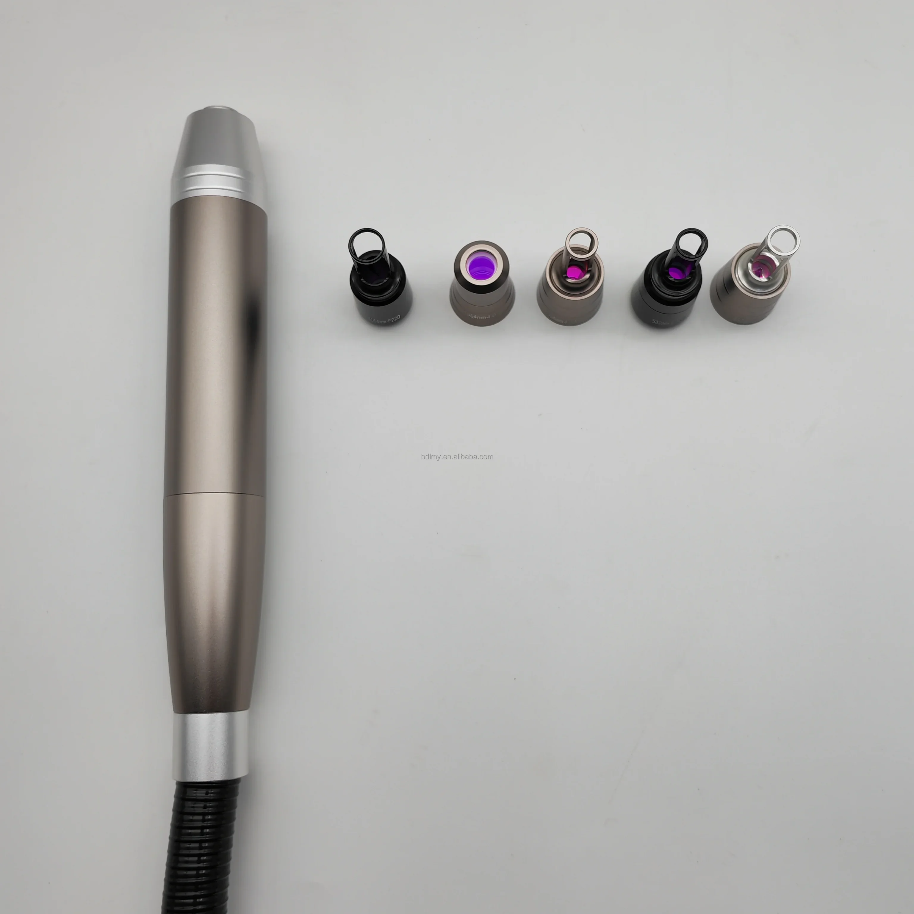 sterowany przełączany uchwyt laserowy nd yag do usuwania tatuażu rękojeść 1064 532 1320 755 IPL E light opt Hair Machine beauty
