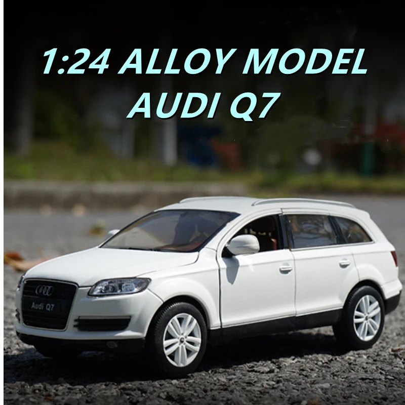 1/24 AUDI Q7 Alloy SUV Car Model Diecasts Simulation Metal Toy Vehicles Car Model Collection Childrens Toy Gift Garage Kit