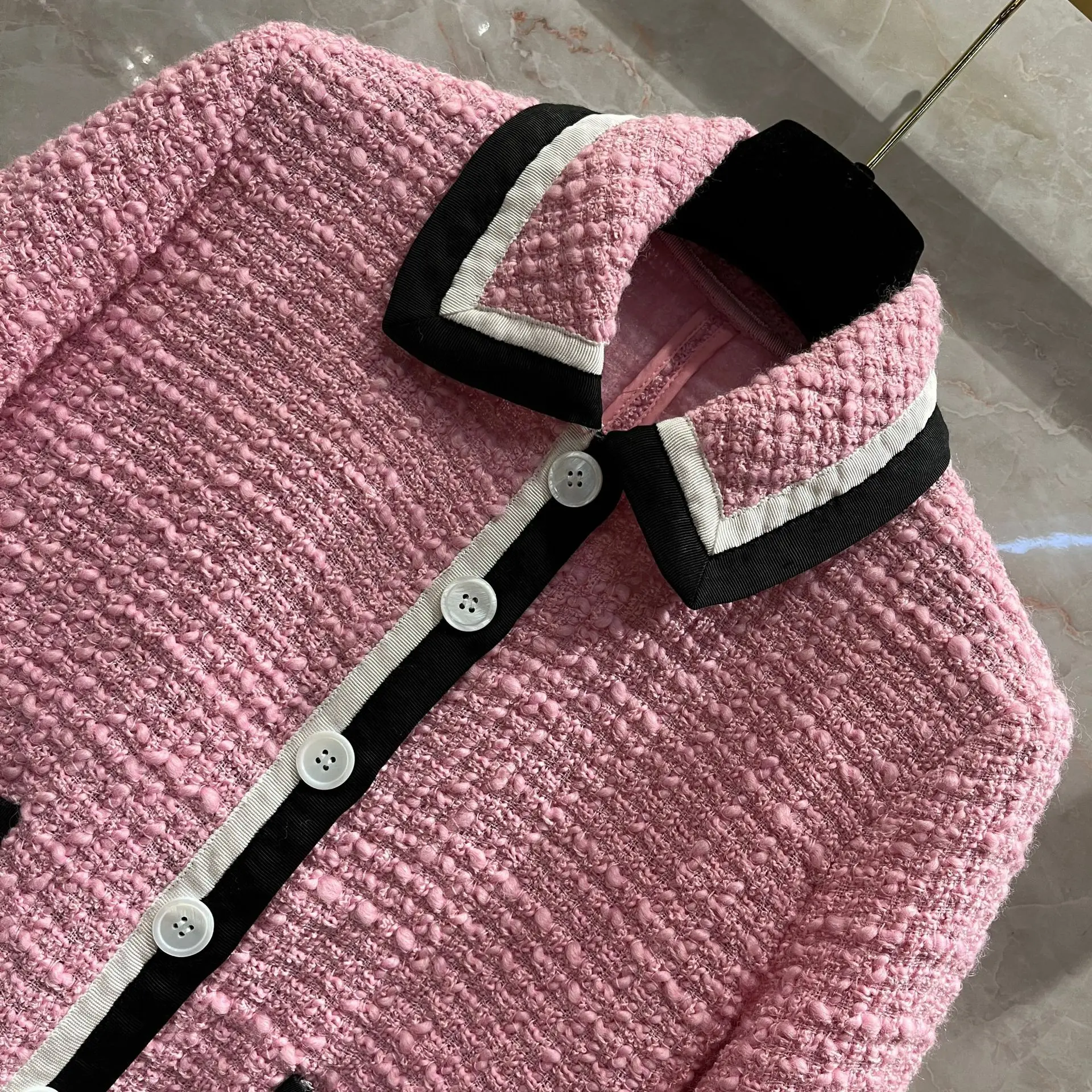 Осеннее Женское пальто из твида розового цвета в французском стиле C655 |