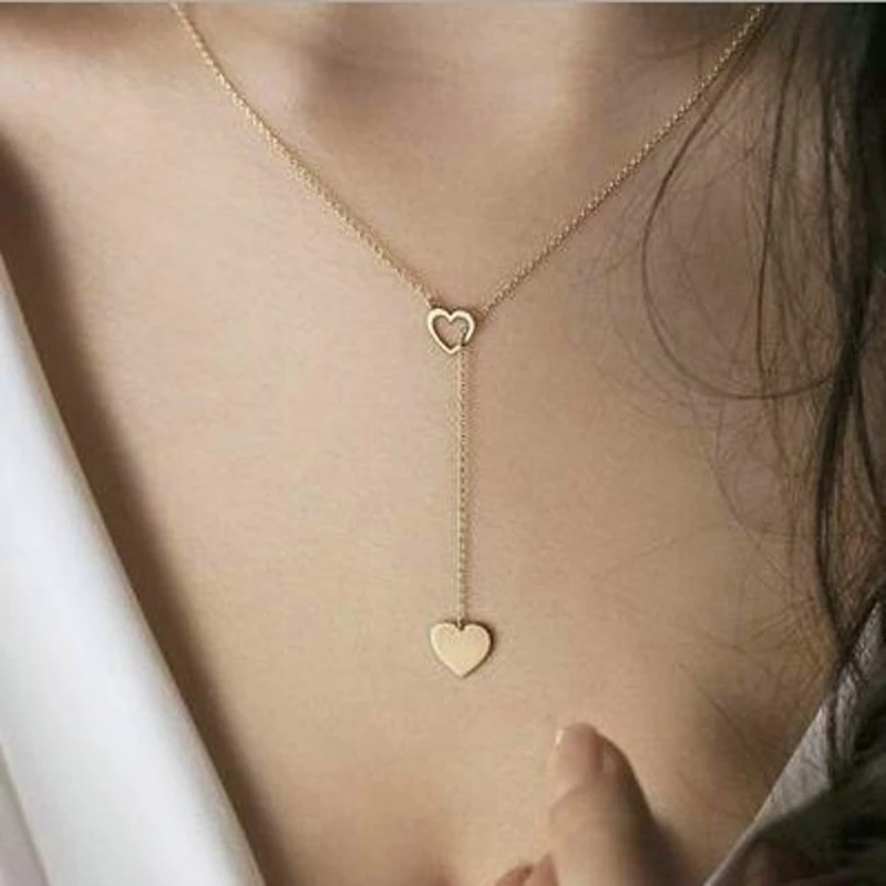 

2022 Korean Fashion Hollow Heart Pendant Necklace Shining Zircon Butterfly Necklace Choker For Women Ladies Party Jewelry Gift