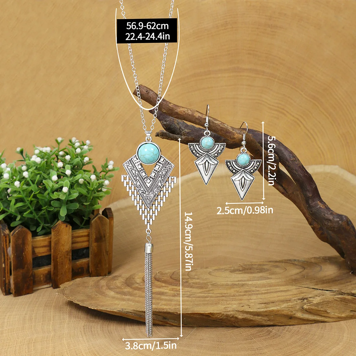 Длинное ожерелье с кисточкой и цепочкой в этническом стиле