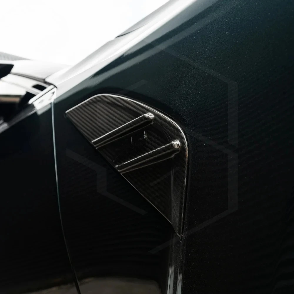 Фото Комплект боковых маркеров из сухого карбона M Performance для G80 G81 M3 G82 G83 M4 2021+ (накладки на крылья, боковые решетки, обвес в стиле MP) №5