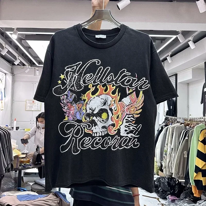 

Heavy Fabric Hellstar Cracked Flame Skull Wings Print T-Shirt Vintage Men Women Oversize Washed T Shirt Burff