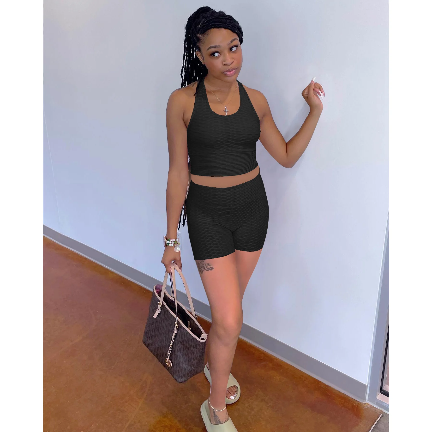 

Женские комплекты, обтягивающий спортивный костюм, модный сексуальный однотонный топ с высокой талией, леггинсы и шорты, женский костюм в с...